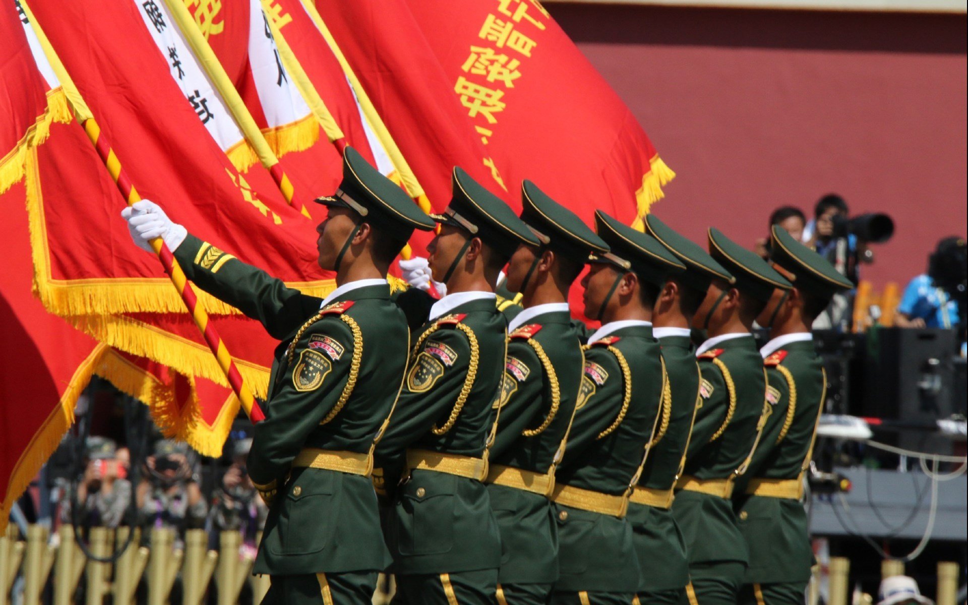 南特官宣签下喀麦隆国脚，期待他在球队崭露头角，南特是哪个国家